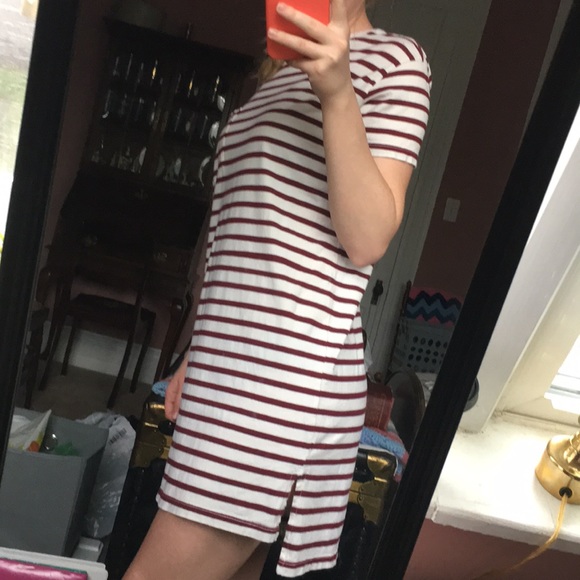 H&M Dresses & Skirts - 🥺SOLD🥺 T-shirt Dress🥀